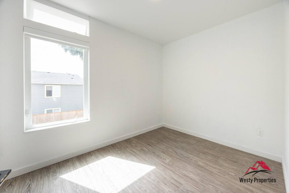 Apartment for rent at 4647 SE 40th Ave #203, Portland, OR 97202
