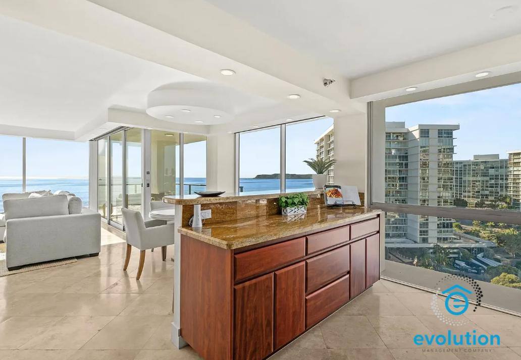 Apartment for rent at 1810 Avenida Del Mundo #907, Coronado, CA 92118