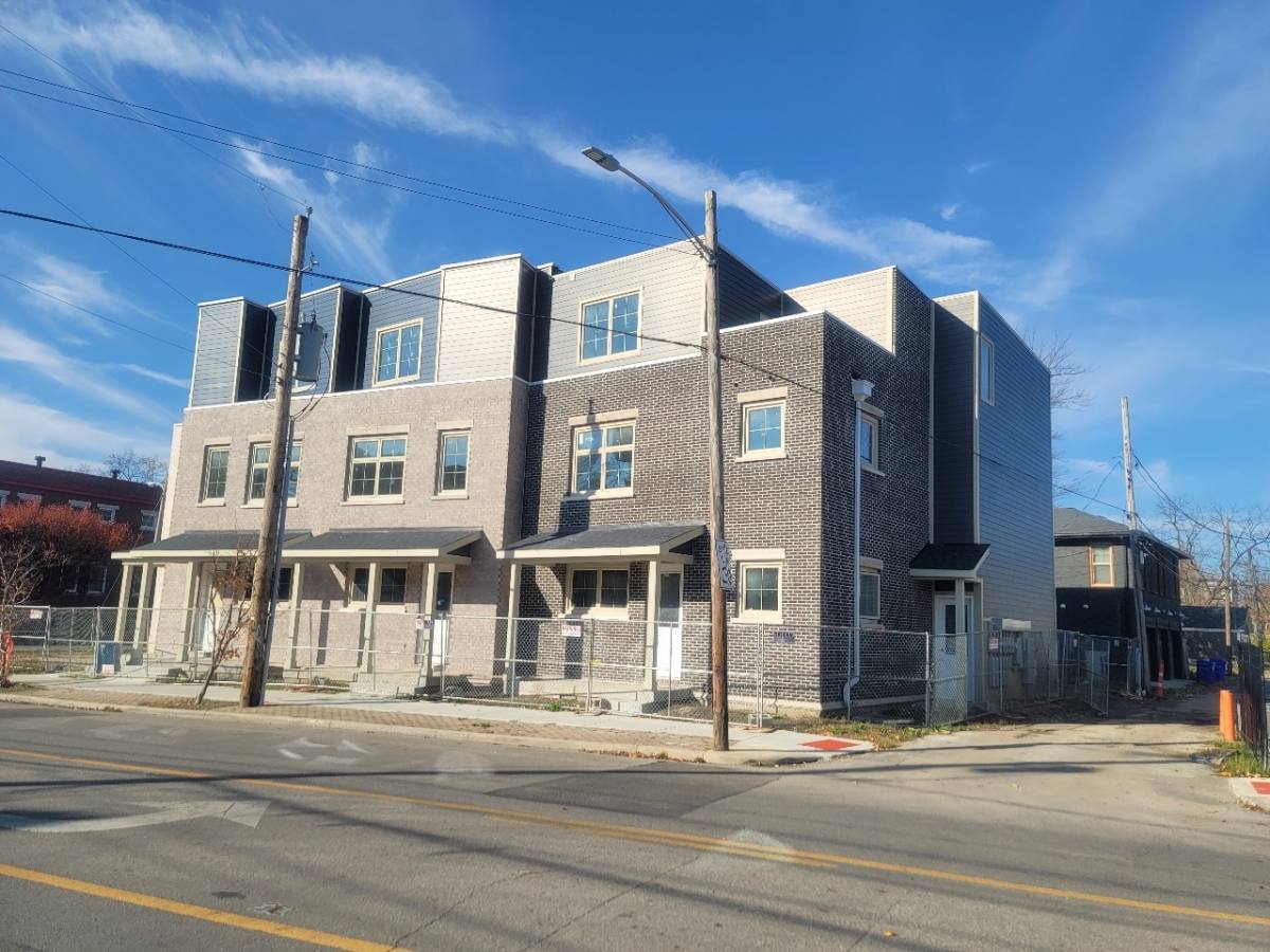 Townhouse for rent at 1014 E Long St A -Uni, Columbus, OH 43203