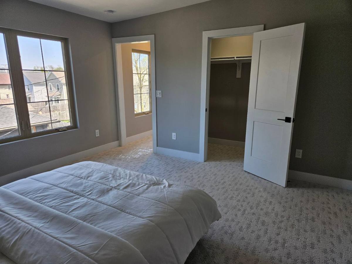 Townhouse for rent at 1014 E Long St A -Uni, Columbus, OH 43203
