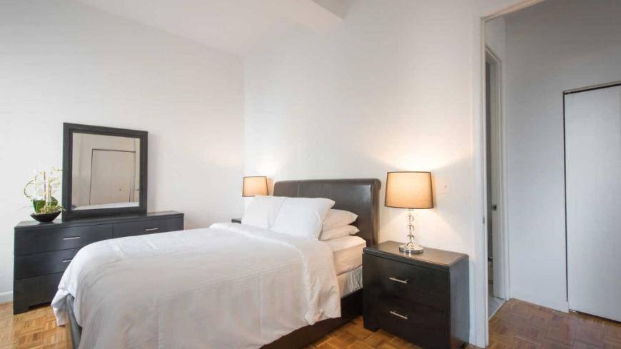 Apartment for rent at 40 Broad St #17F, New York, NY 10004