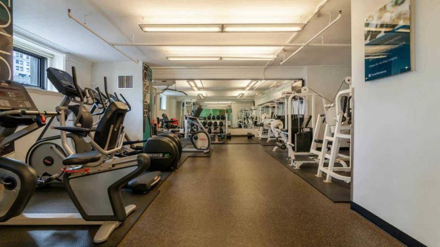 Apartment for rent at 40 Broad St #17F, New York, NY 10004