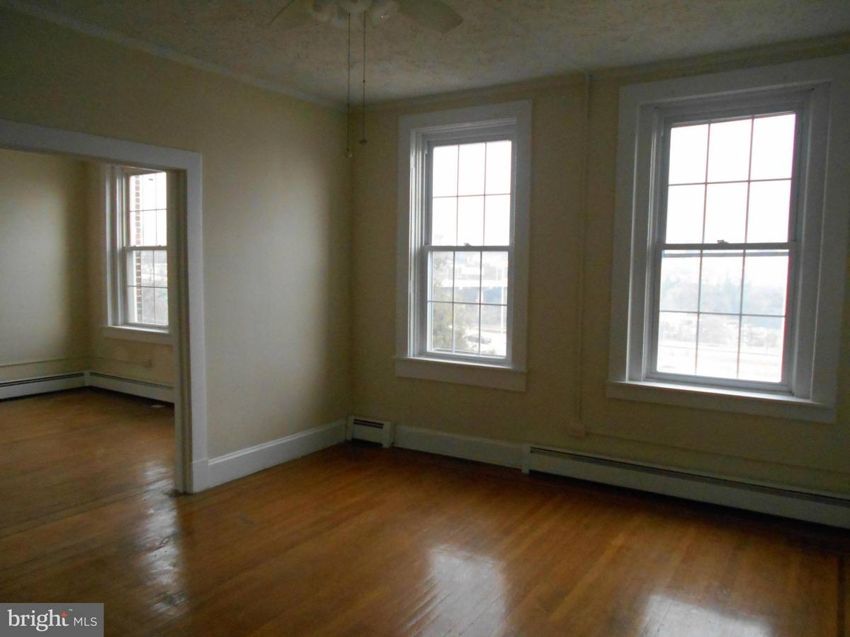 Apartment for rent at 2228 Mount Royal Terrace #LOU-F, Baltimore, MD 21217