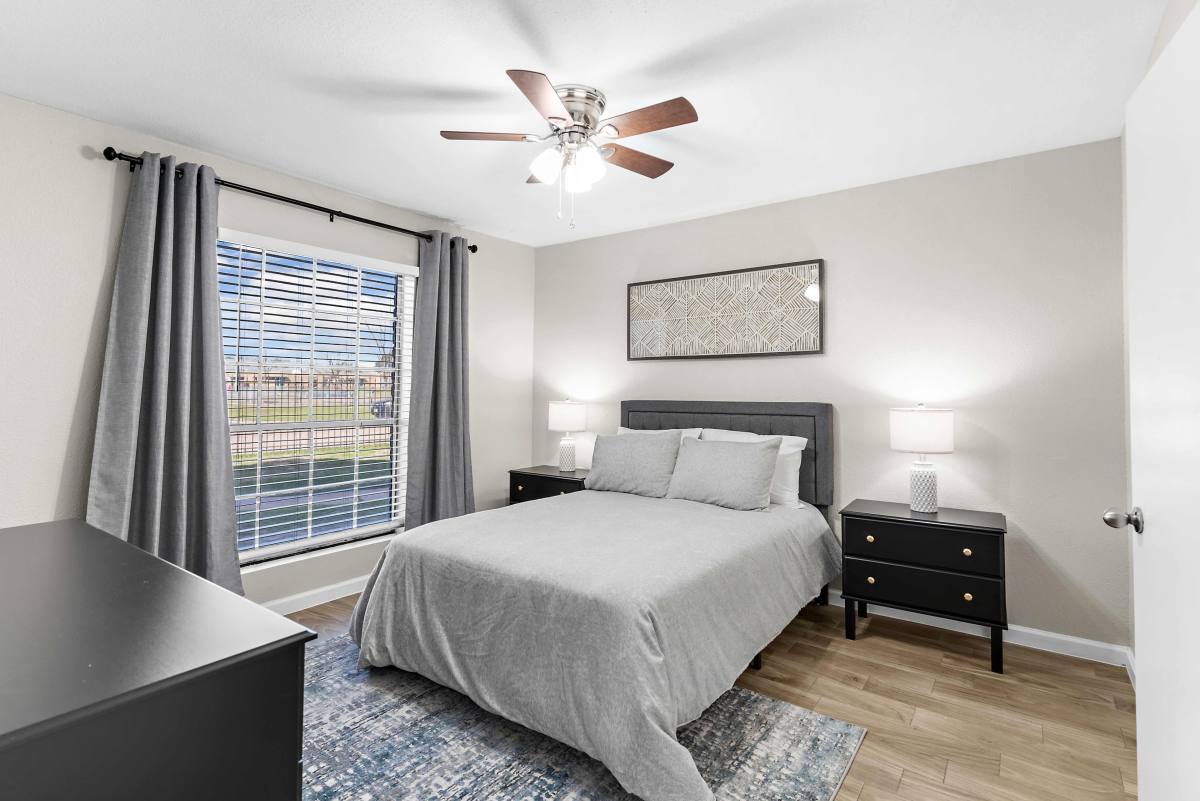 Apartment for rent at Sonoma, 7703 Seton Lake Dr, Houston, TX 77086