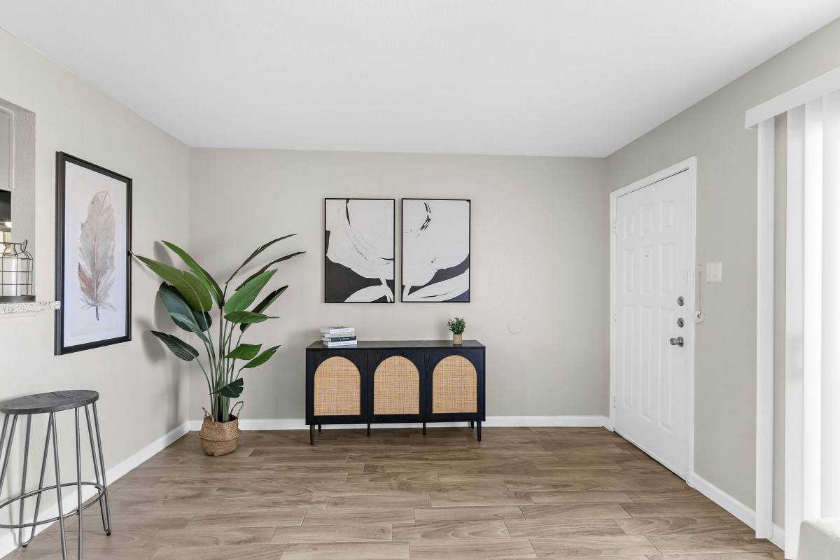 Apartment for rent at Sonoma, 7703 Seton Lake Dr, Houston, TX 77086