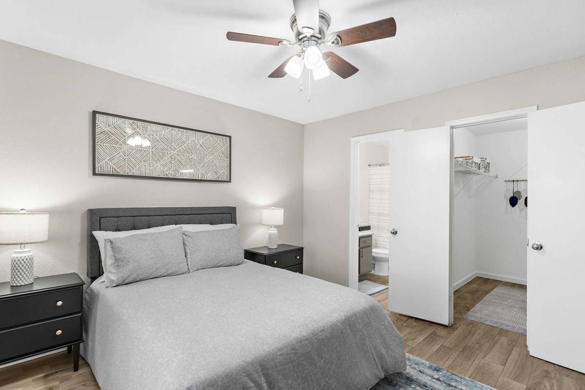 Apartment for rent at Sonoma, 7703 Seton Lake Dr, Houston, TX 77086