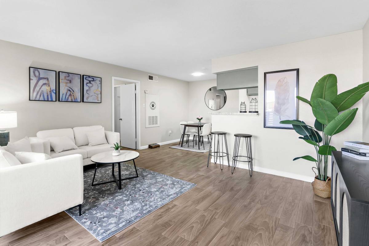 Apartment for rent at Sonoma, 7703 Seton Lake Dr, Houston, TX 77086
