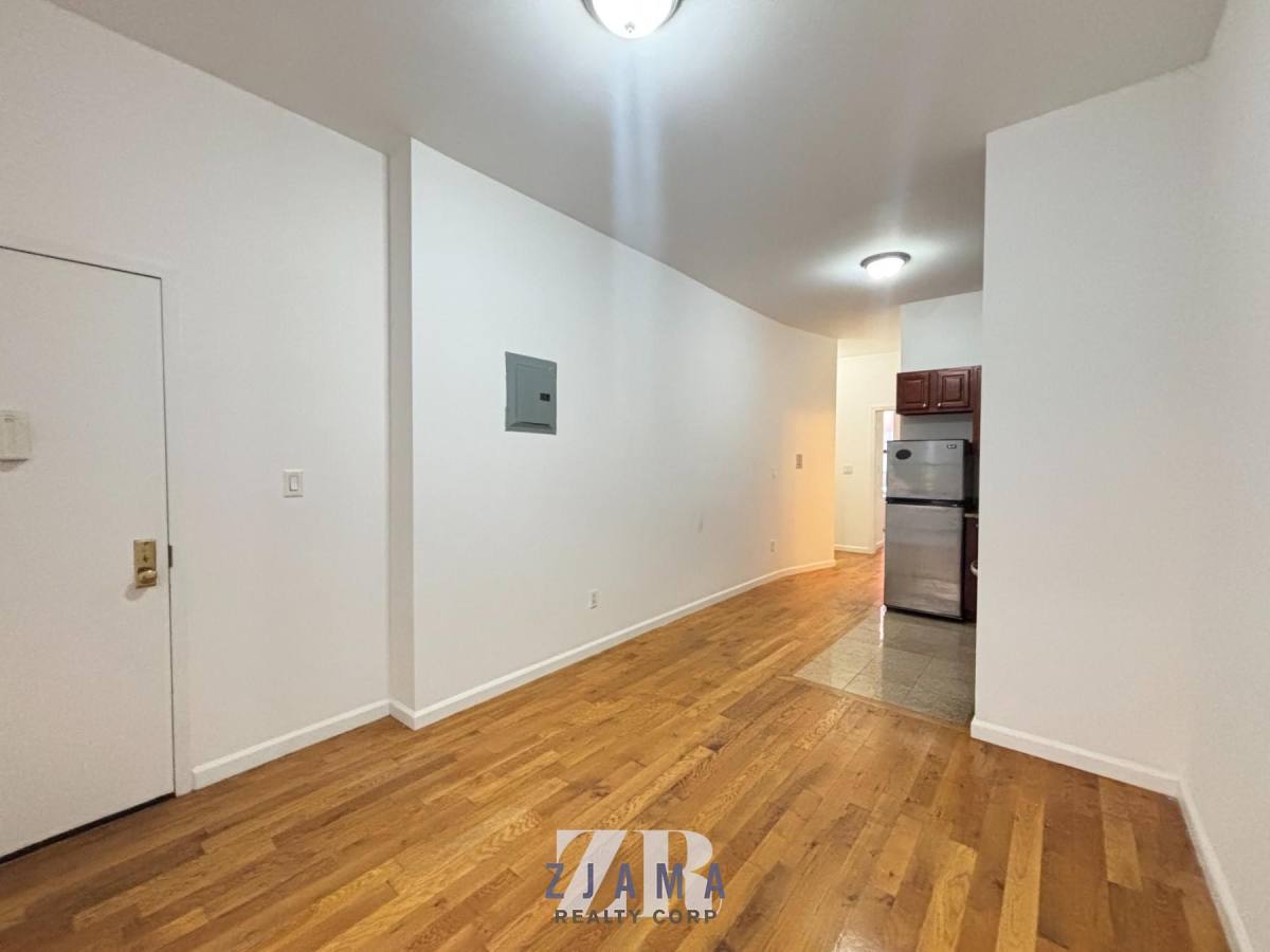 Apartment for rent at 566 Baltic St #1R, Brooklyn, NY 11217