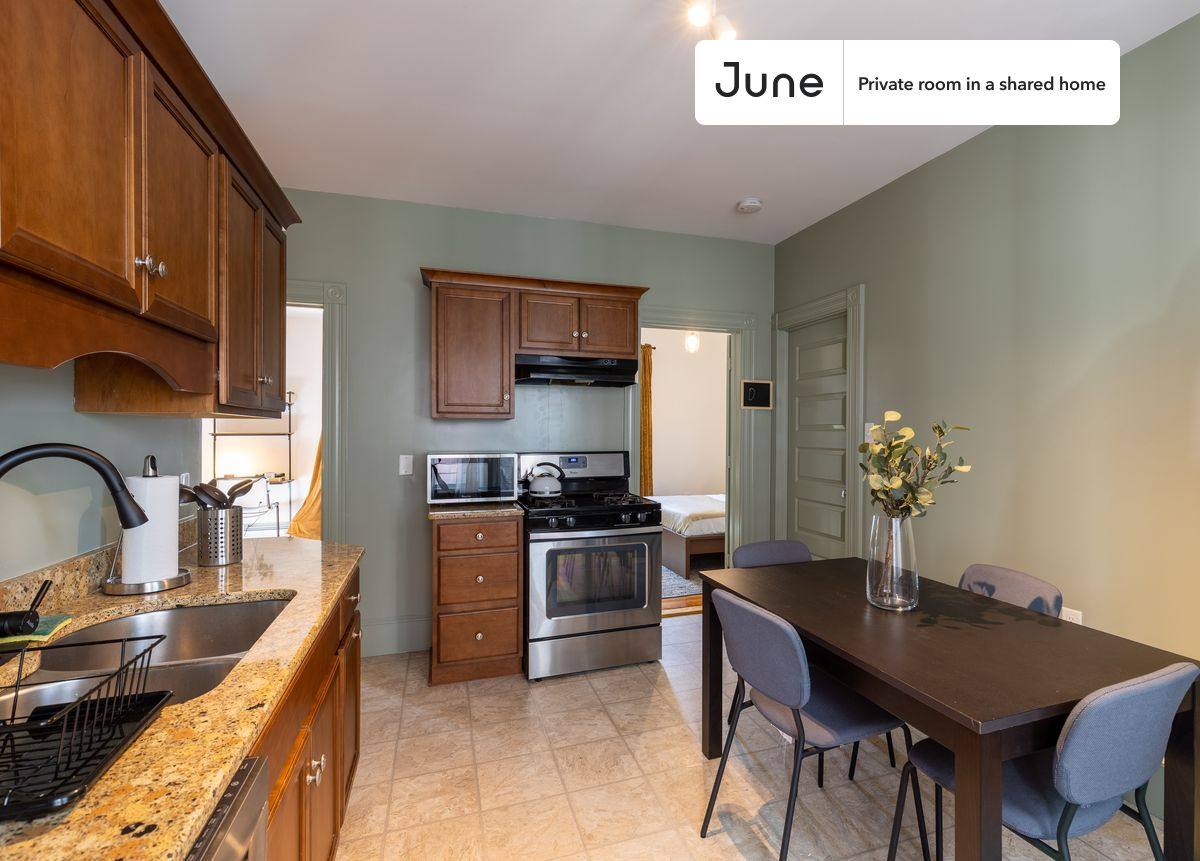 Apartment for rent at 15 Romsey St, Dorchester, MA 02125