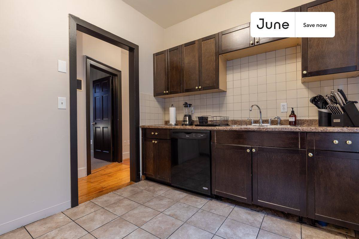 Apartment for rent at 101 Calumet St #1, Roxbury Crossing, MA 02120