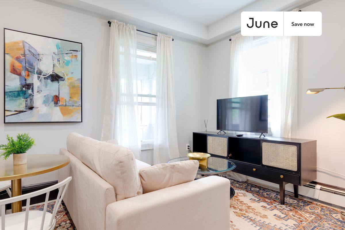 Apartment for rent at 114 Boston St #1, Dorchester, MA 02125
