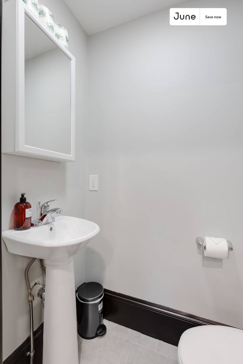 Apartment for rent at 114 Boston St #1, Dorchester, MA 02125