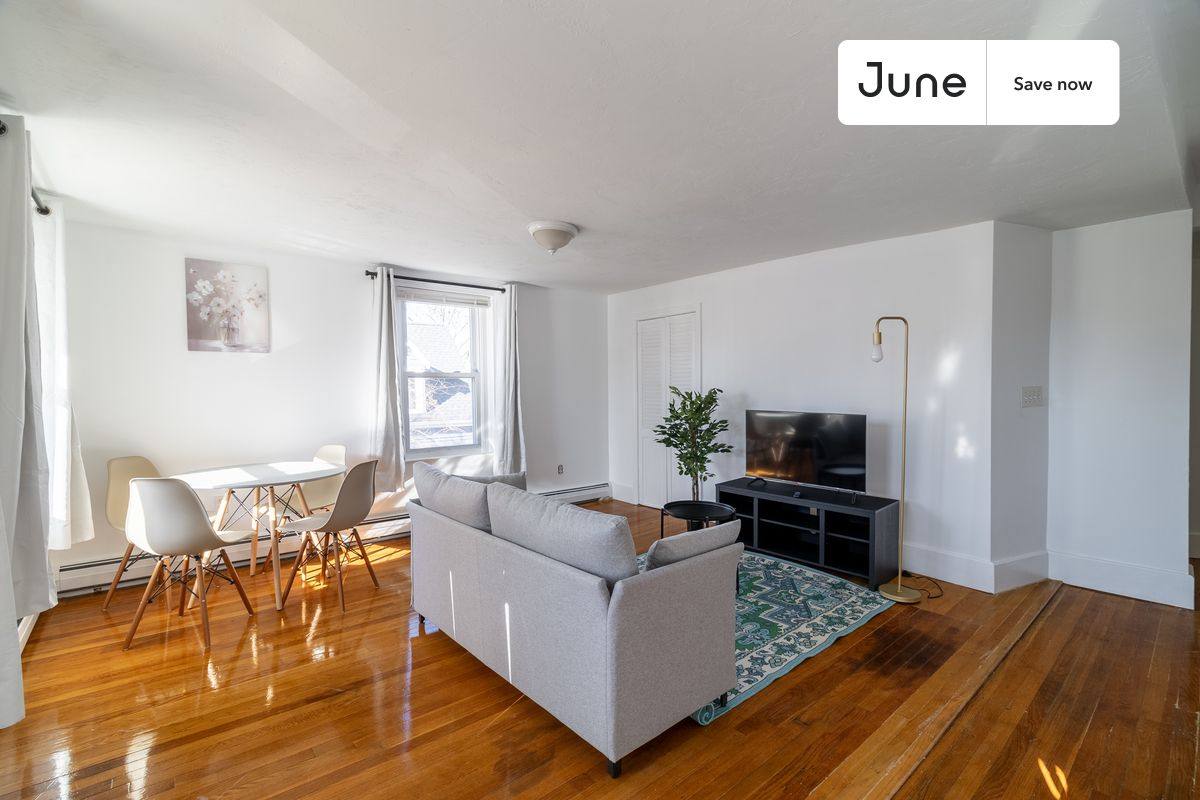 Apartment for rent at 14 Bacon St #1, Newton, MA 02458