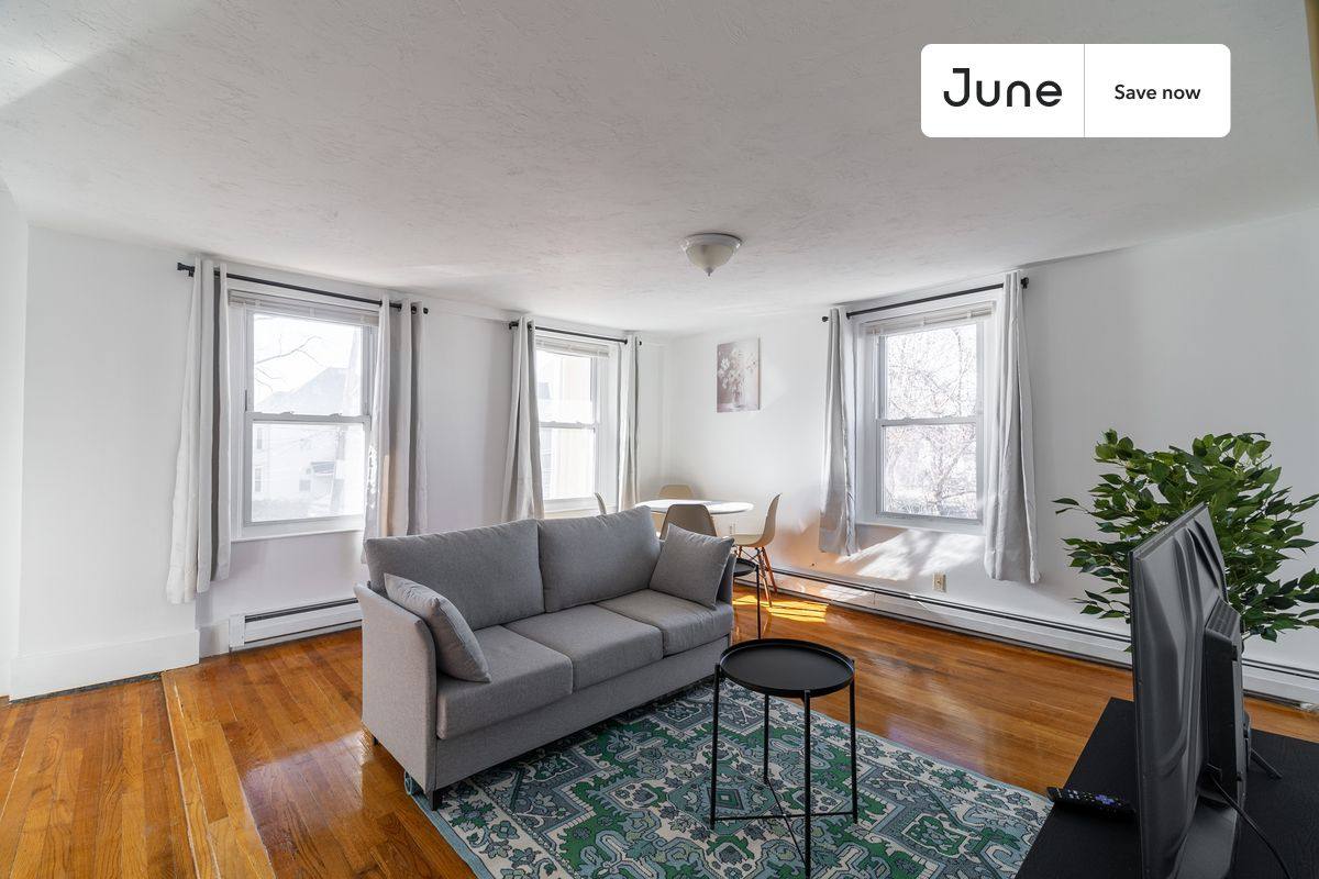 Apartment for rent at 14 Bacon St #1, Newton, MA 02458