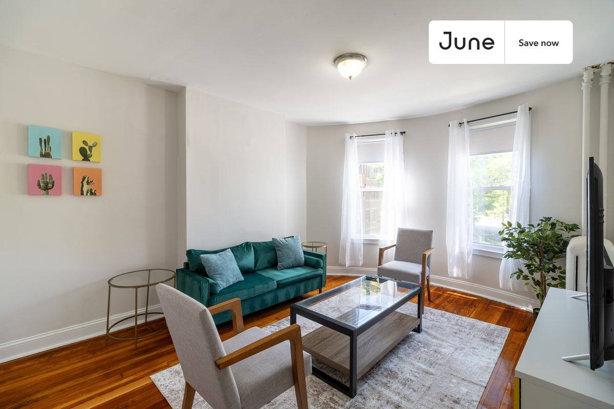 Apartment for rent at 184 Walnut Ave #1, Roxbury, MA 02119