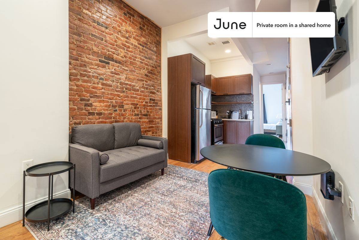 Apartment for rent at 148 Grove St #B, Brooklyn, NY 11221