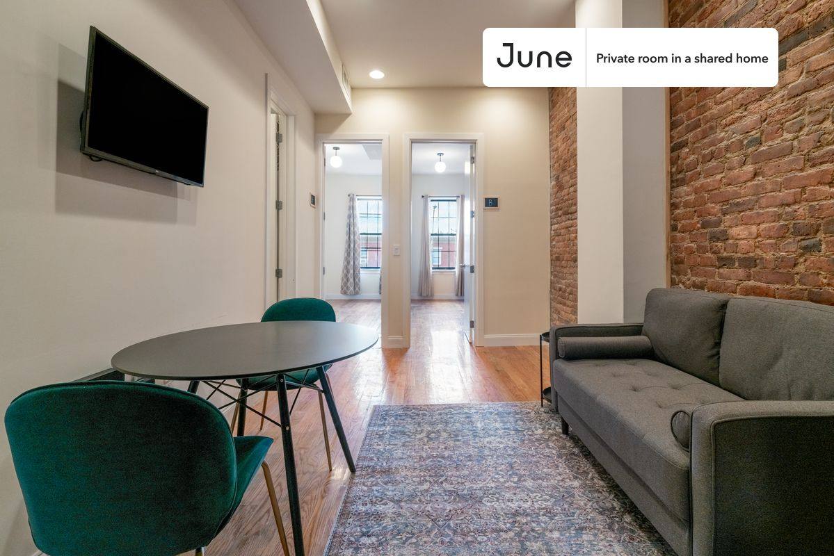 Apartment for rent at 148 Grove St #B, Brooklyn, NY 11221