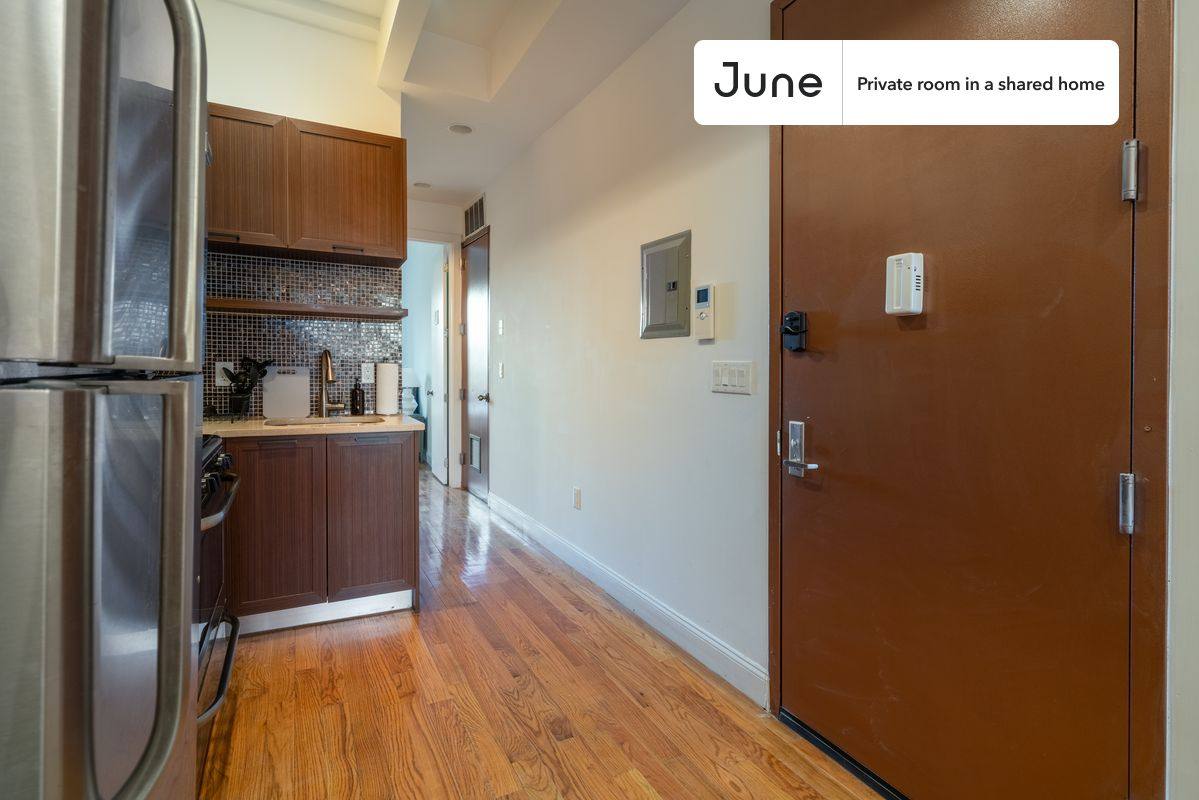 Apartment for rent at 148 Grove St #B, Brooklyn, NY 11221