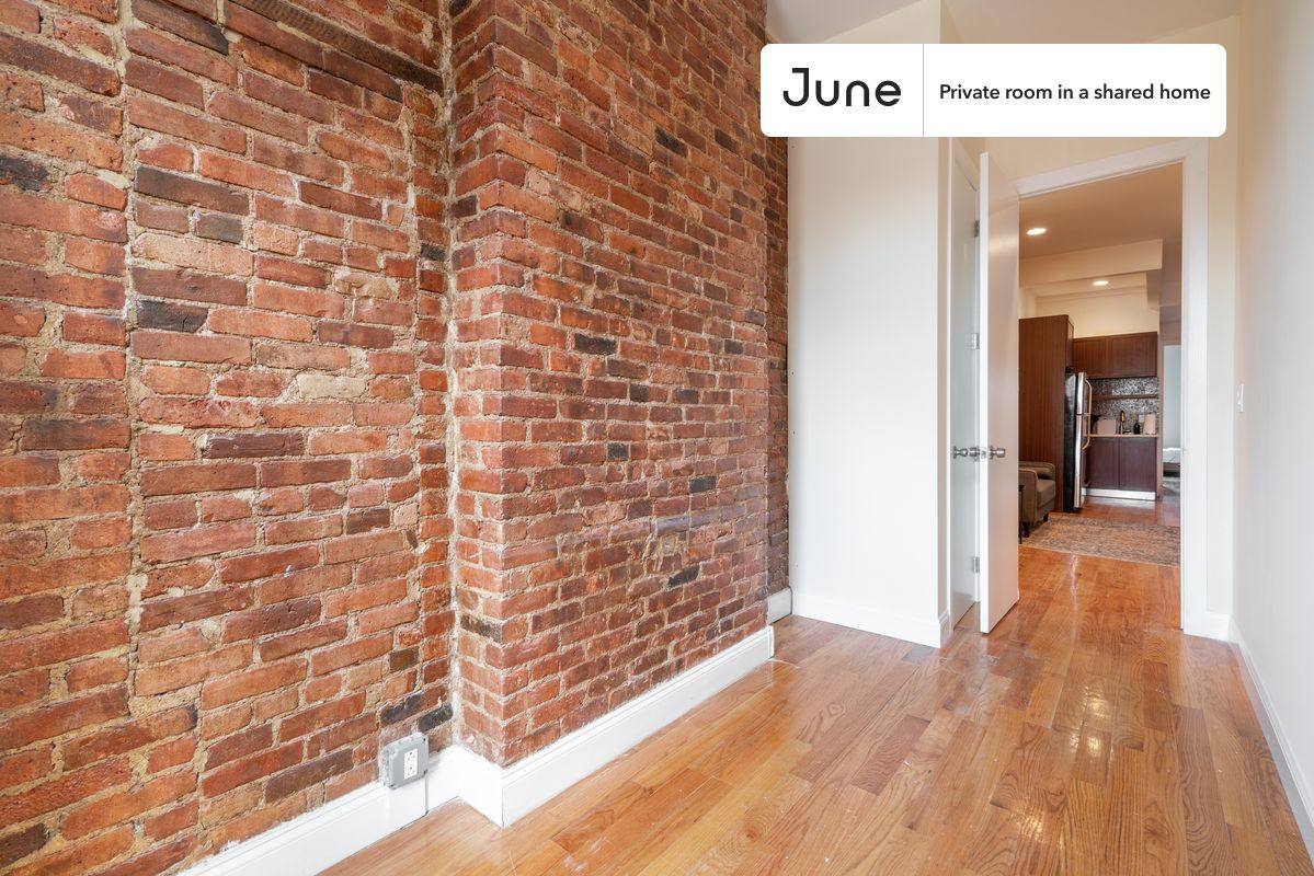 Apartment for rent at 148 Grove St #B, Brooklyn, NY 11221
