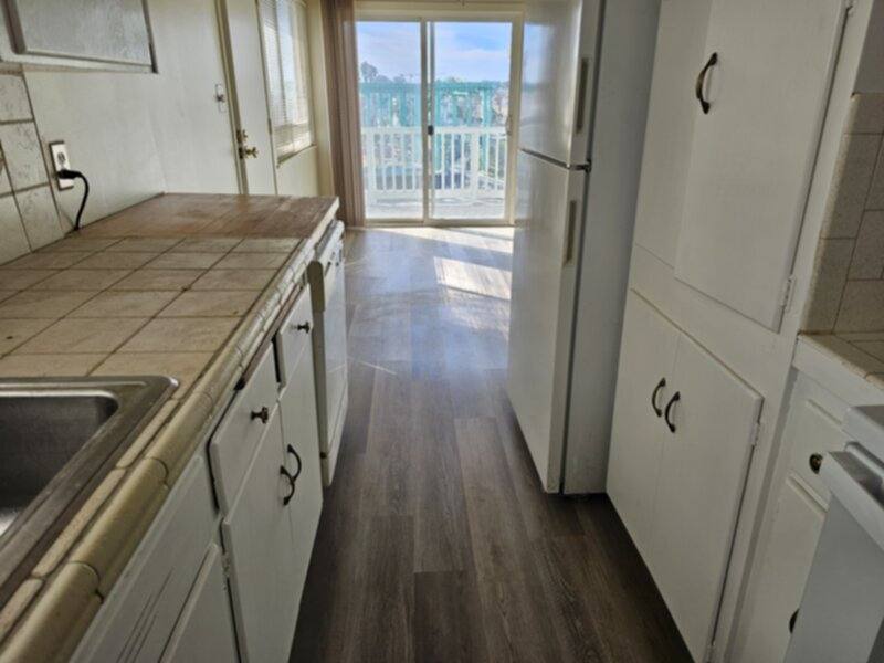 Apartment for rent at 1114 E Cliff Dr #4, Santa Cruz, CA 95060