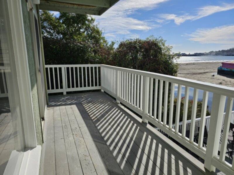 Apartment for rent at 1114 E Cliff Dr #4, Santa Cruz, CA 95060