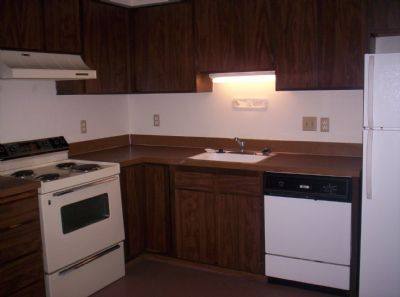 Townhouse for rent at Miles Court, 274 S 47th St #B, Springfield, OR 97478