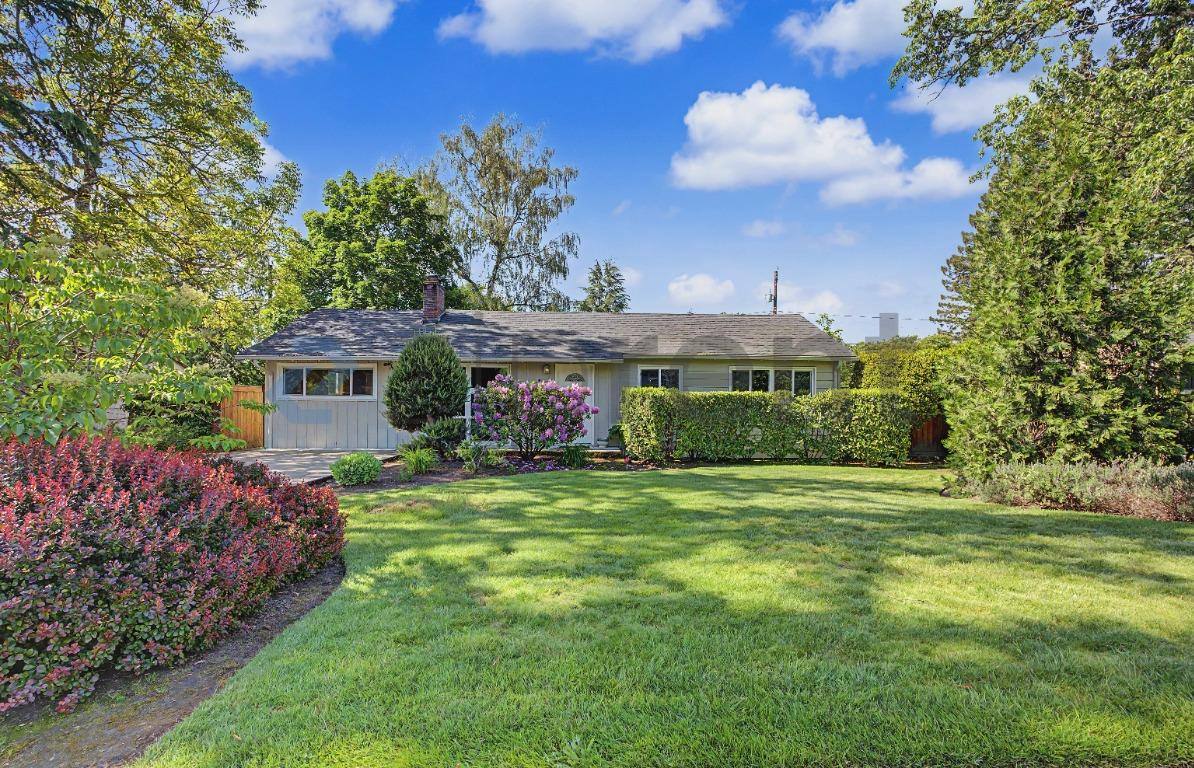 House for rent at 12720 SW Edgewood St, Portland, OR 97225