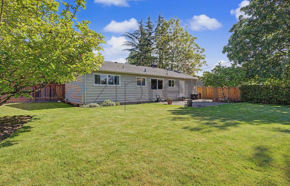 House for rent at 12720 SW Edgewood St, Portland, OR 97225