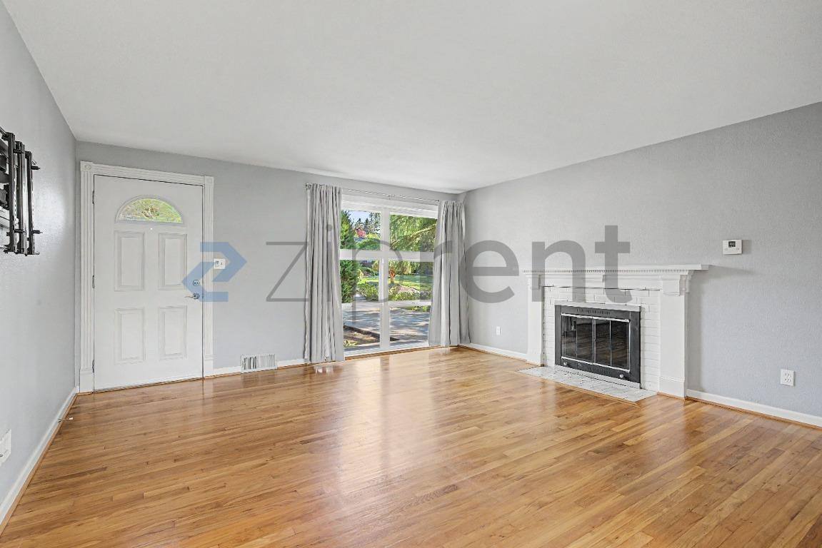 House for rent at 12720 SW Edgewood St, Portland, OR 97225