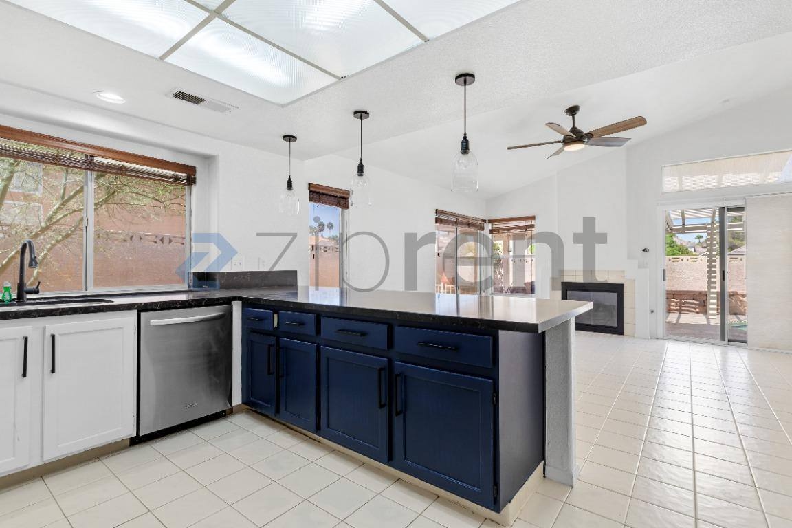 House for rent at 187 Kachina Dr, Henderson, NV 89074