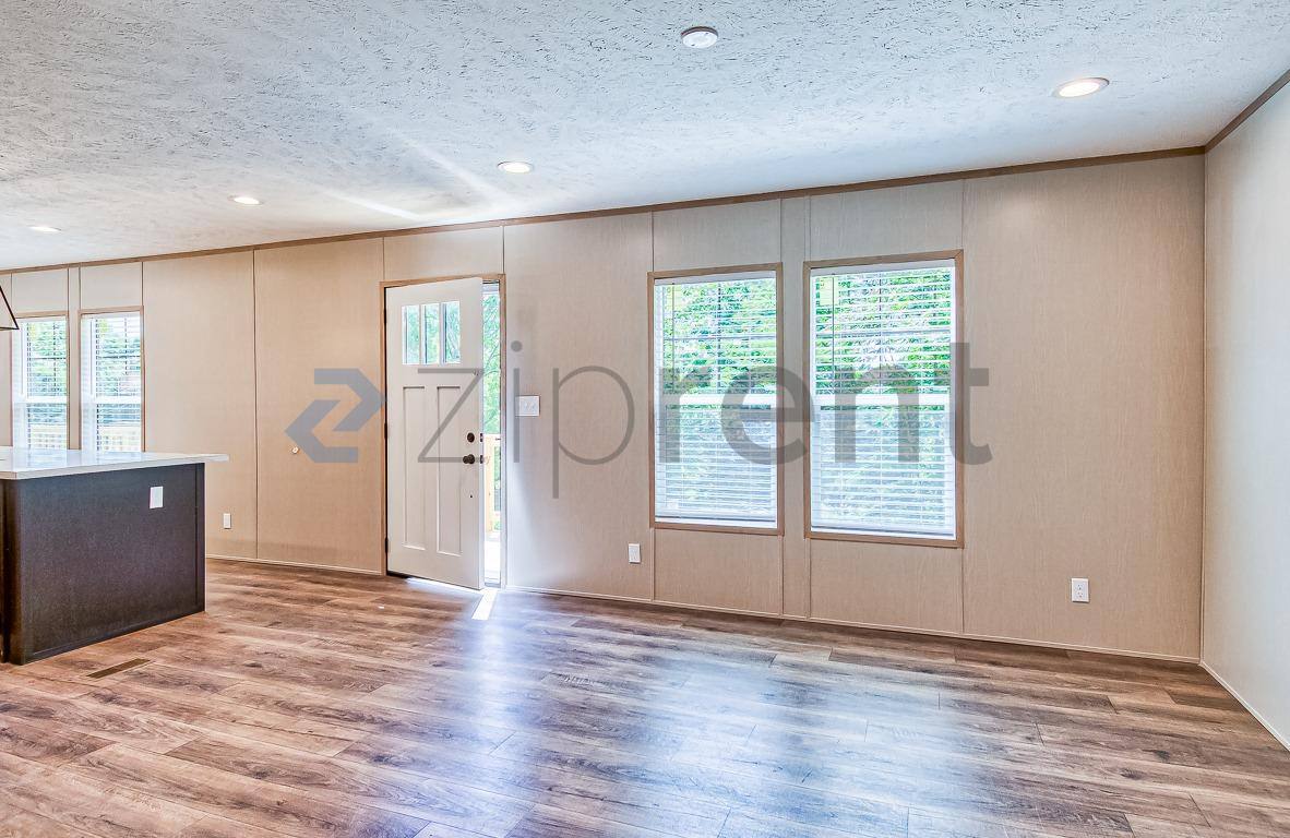 House for rent at 519 N 23rd St, La Follette, TN 37766
