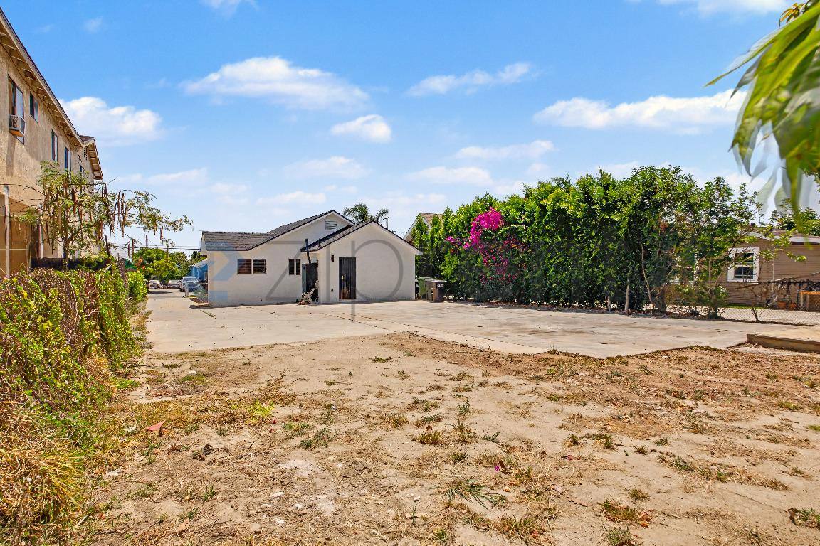 House for rent at 3751 E 6th St, Los Angeles, CA 90023