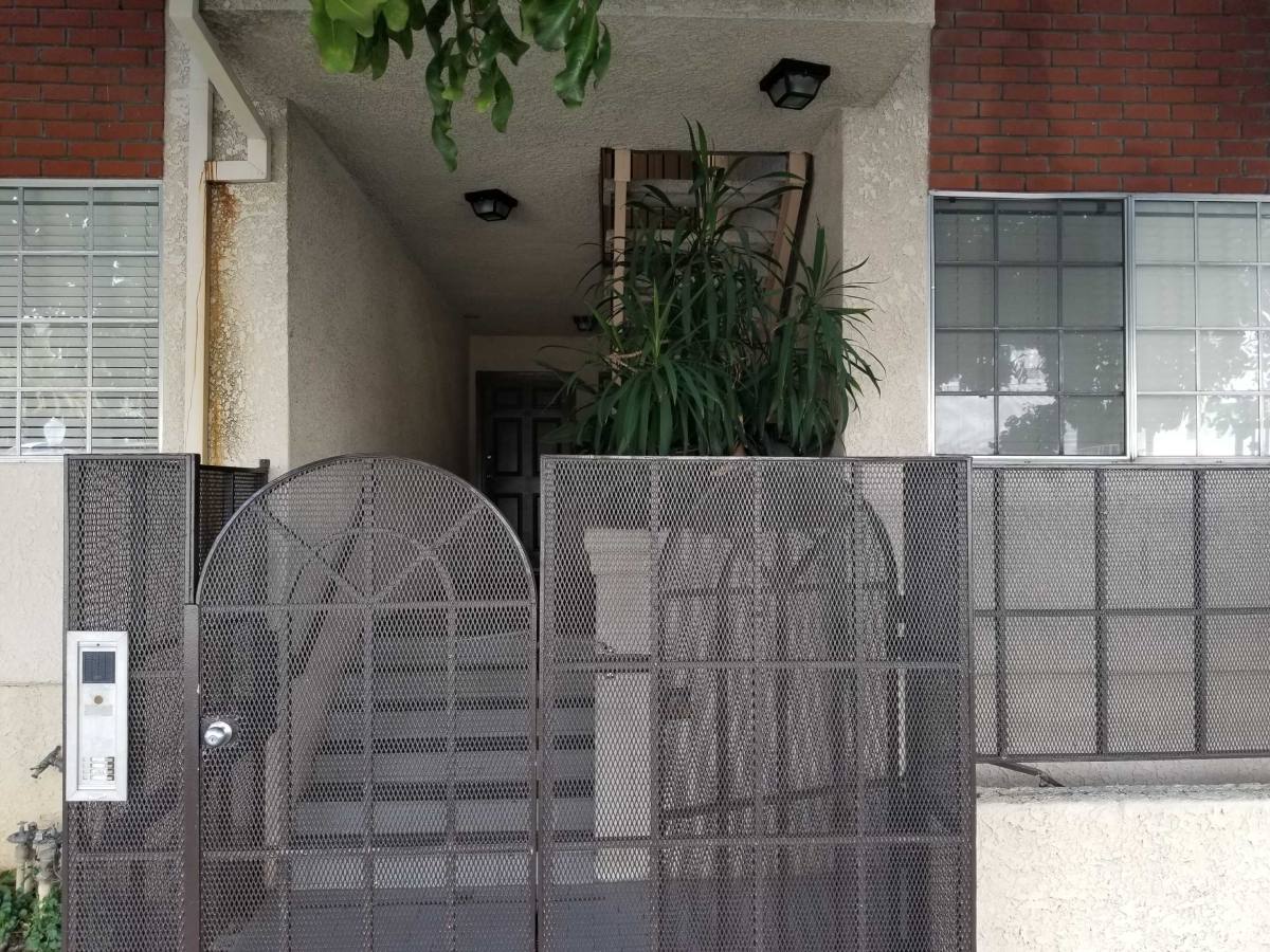 Apartment for rent at 2347 Kerwood Ave #201, Los Angeles, CA 90064