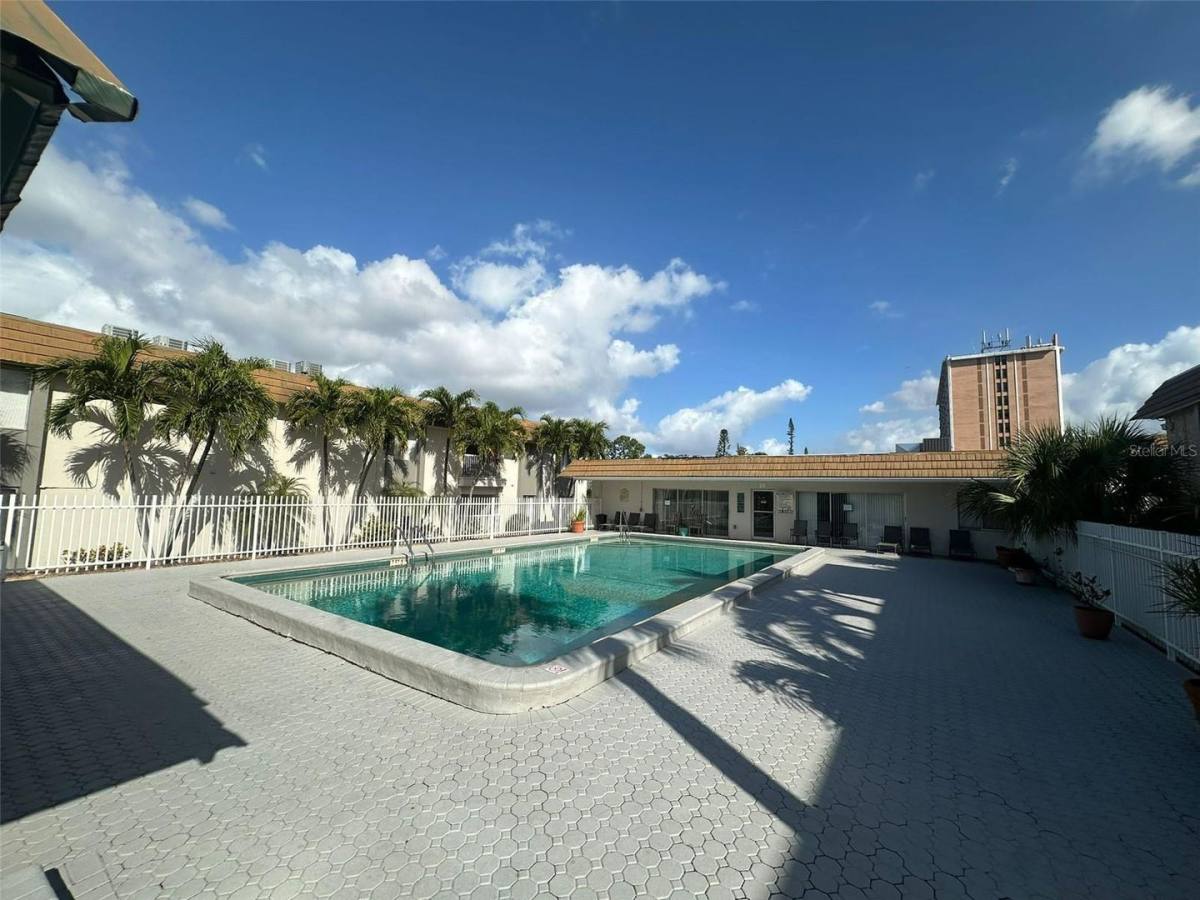 Apartment for rent at 1830 Maravilla Ave, Fort Myers, FL 33901