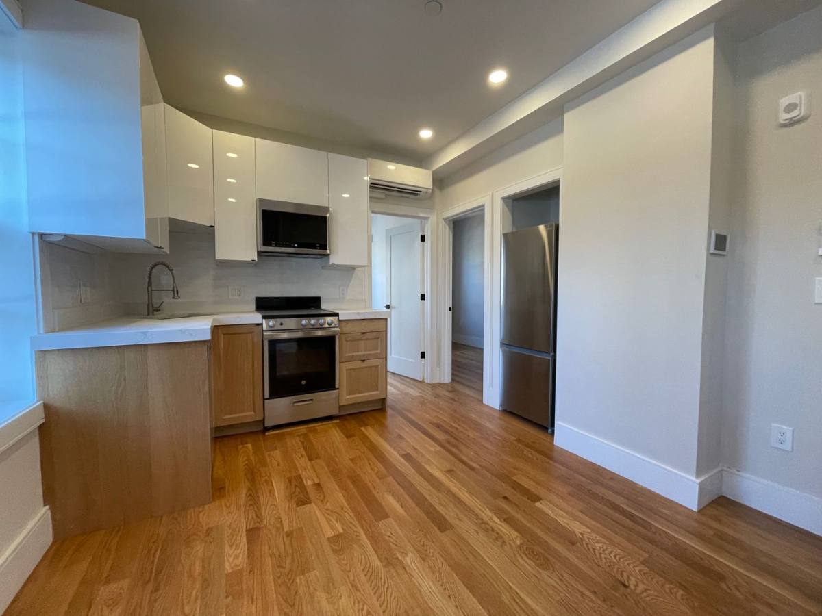 Apartment for rent at 18 Winchester St, Boston, MA 02116