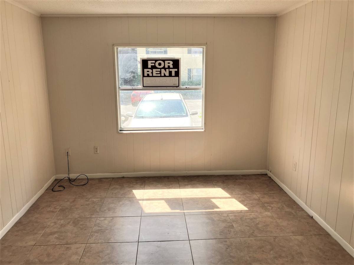 Apartment for rent at 927 N Iowa, Lakeland, FL 33801