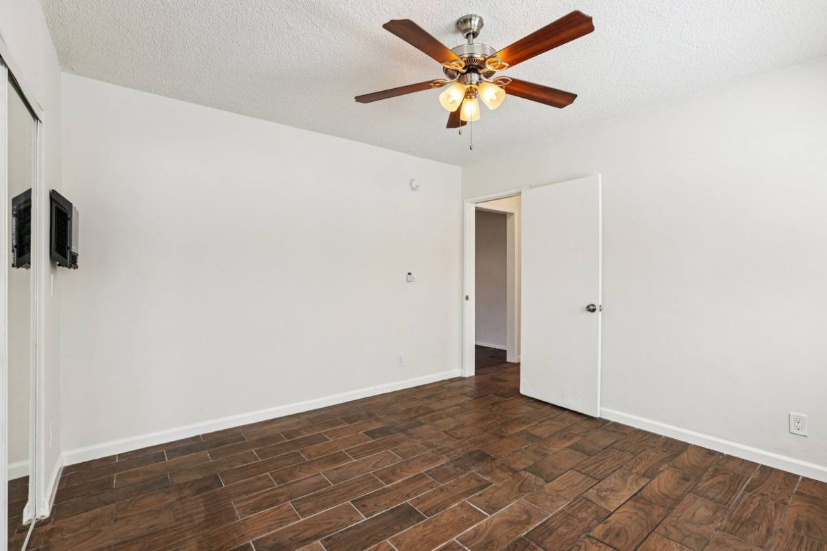 Apartment for rent at 6205 8th Ave, Los Angeles, CA 90043