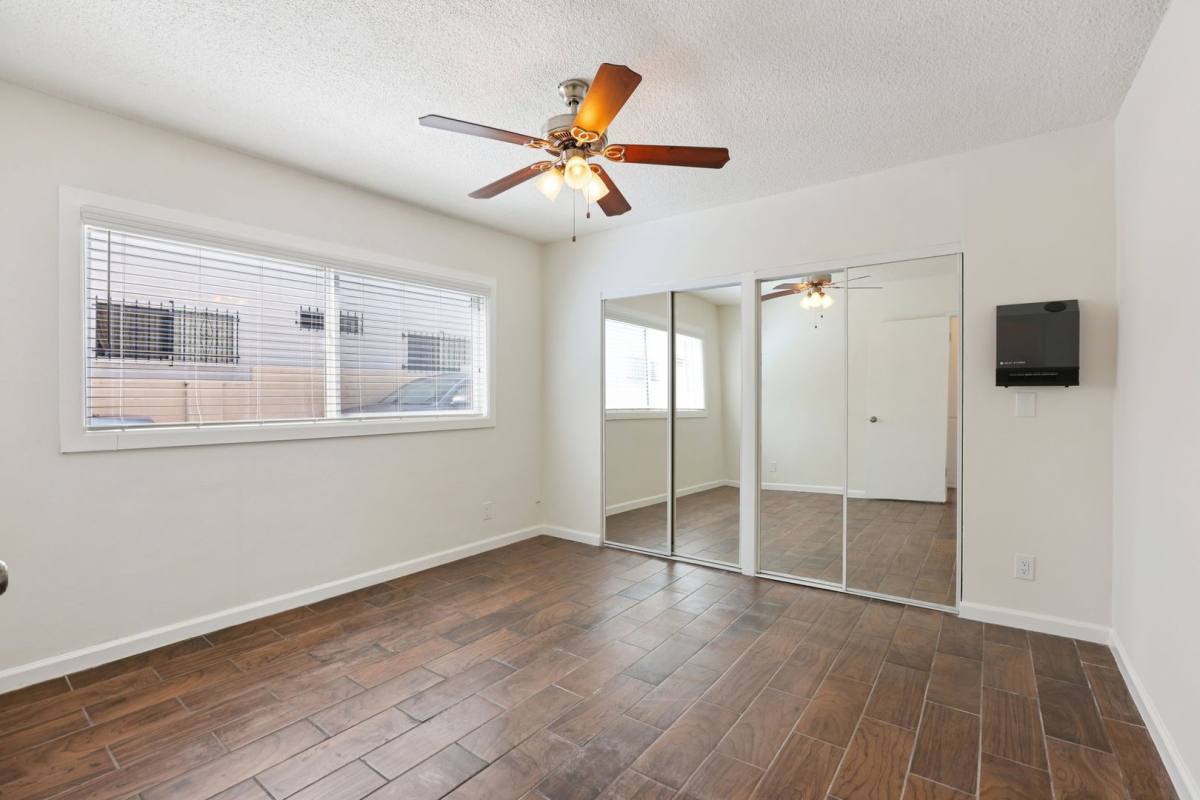 Apartment for rent at 6205 8th Ave, Los Angeles, CA 90043