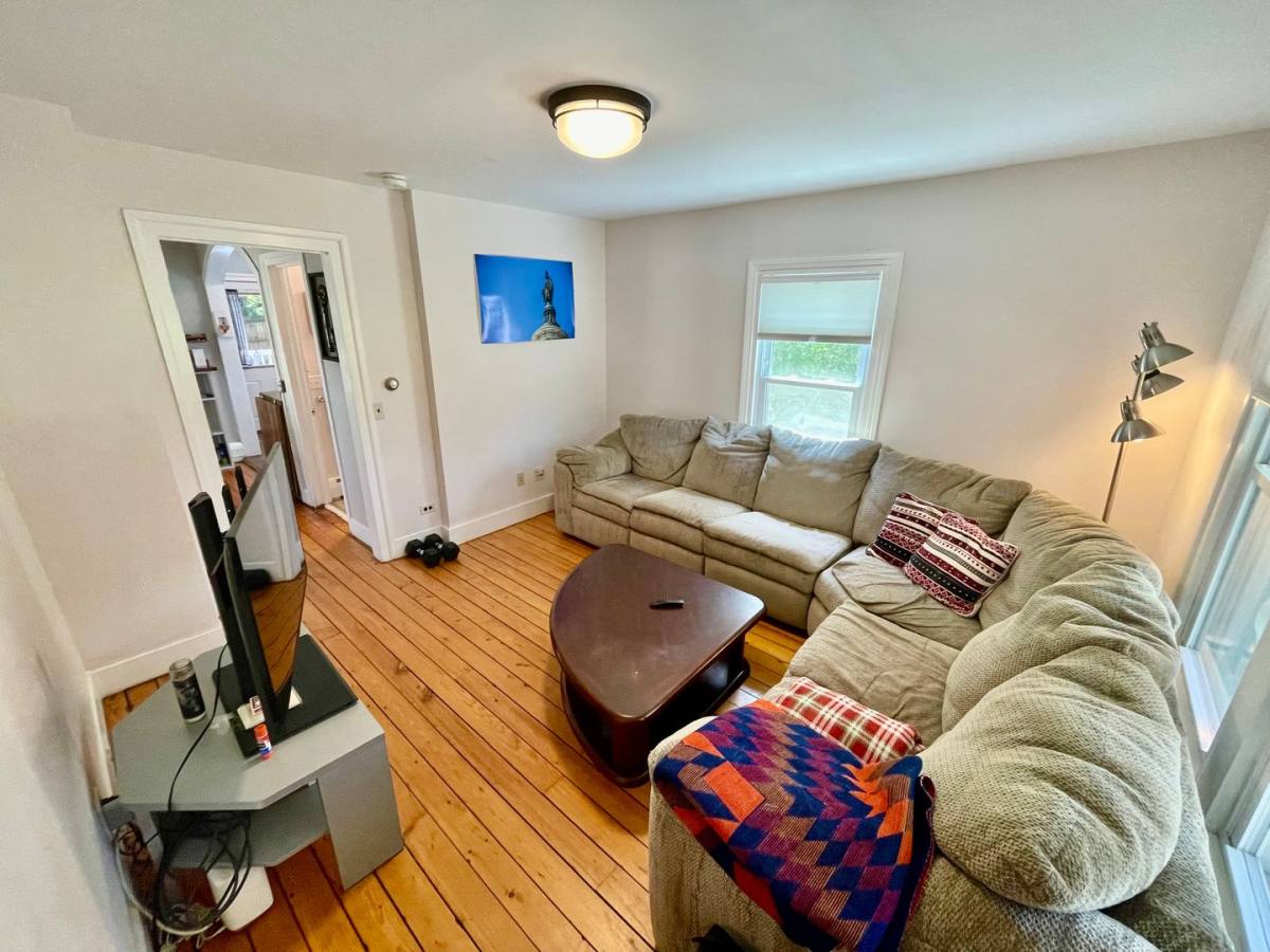 House for rent at 11 Huber Ave, Middletown, CT 06457