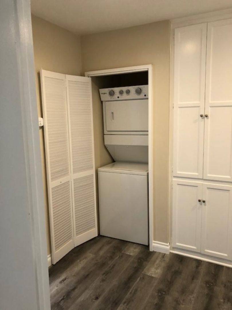 Apartment for rent at 15022 15028 Dickens St, Sherman Oaks, CA 91403