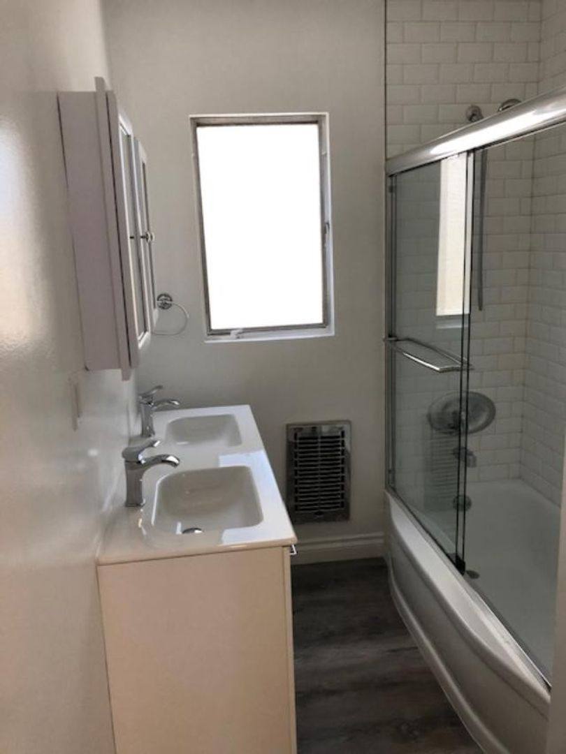 Apartment for rent at 15022 15028 Dickens St, Sherman Oaks, CA 91403