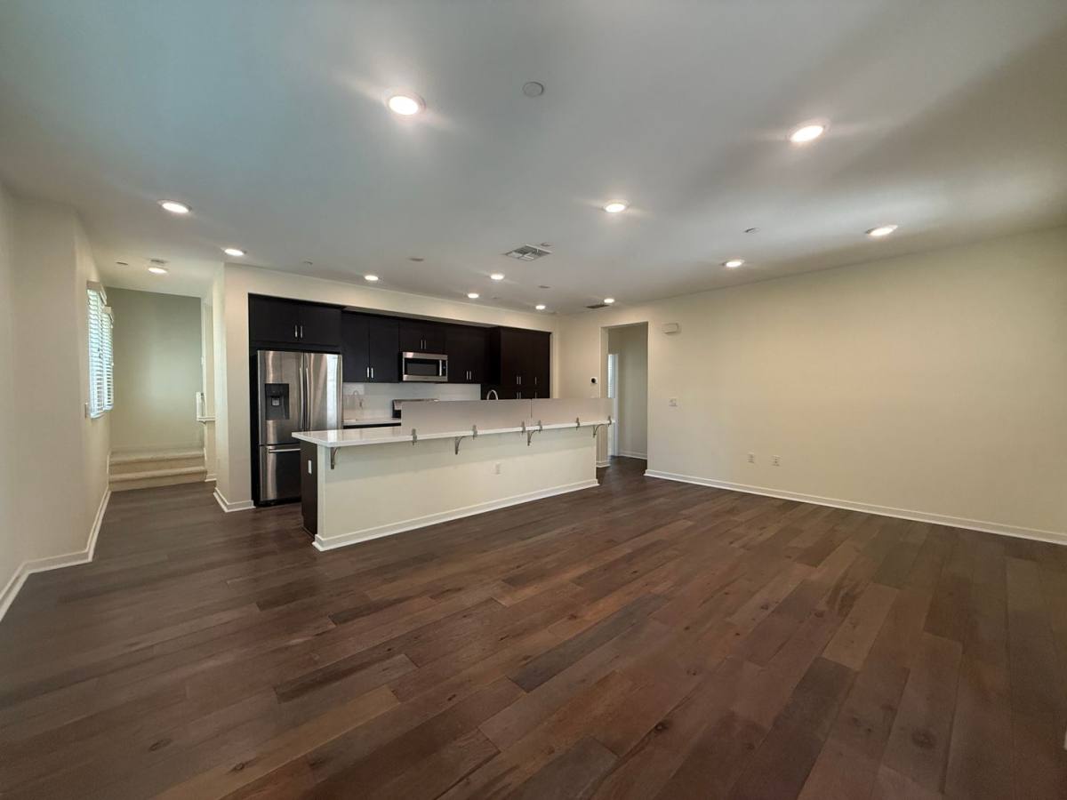 Townhouse for rent at 1052 Bigleaf Place, San Jose, CA 95131