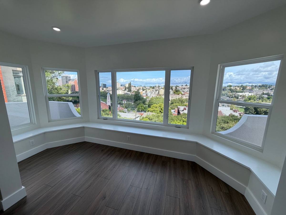 Apartment for rent at 527 Merritt Ave, Oakland, CA 94610