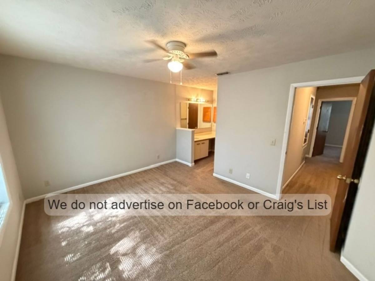 Condo for rent at 1022-5 Brookhollow Dr, Fayetteville, NC 28314