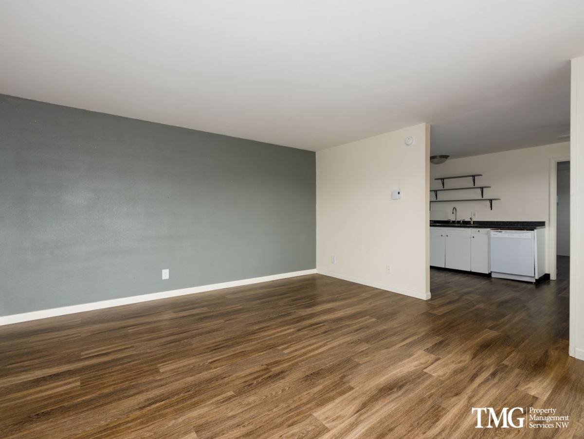 Apartment for rent at 290 SE 2nd Ave, Canby, OR 97013