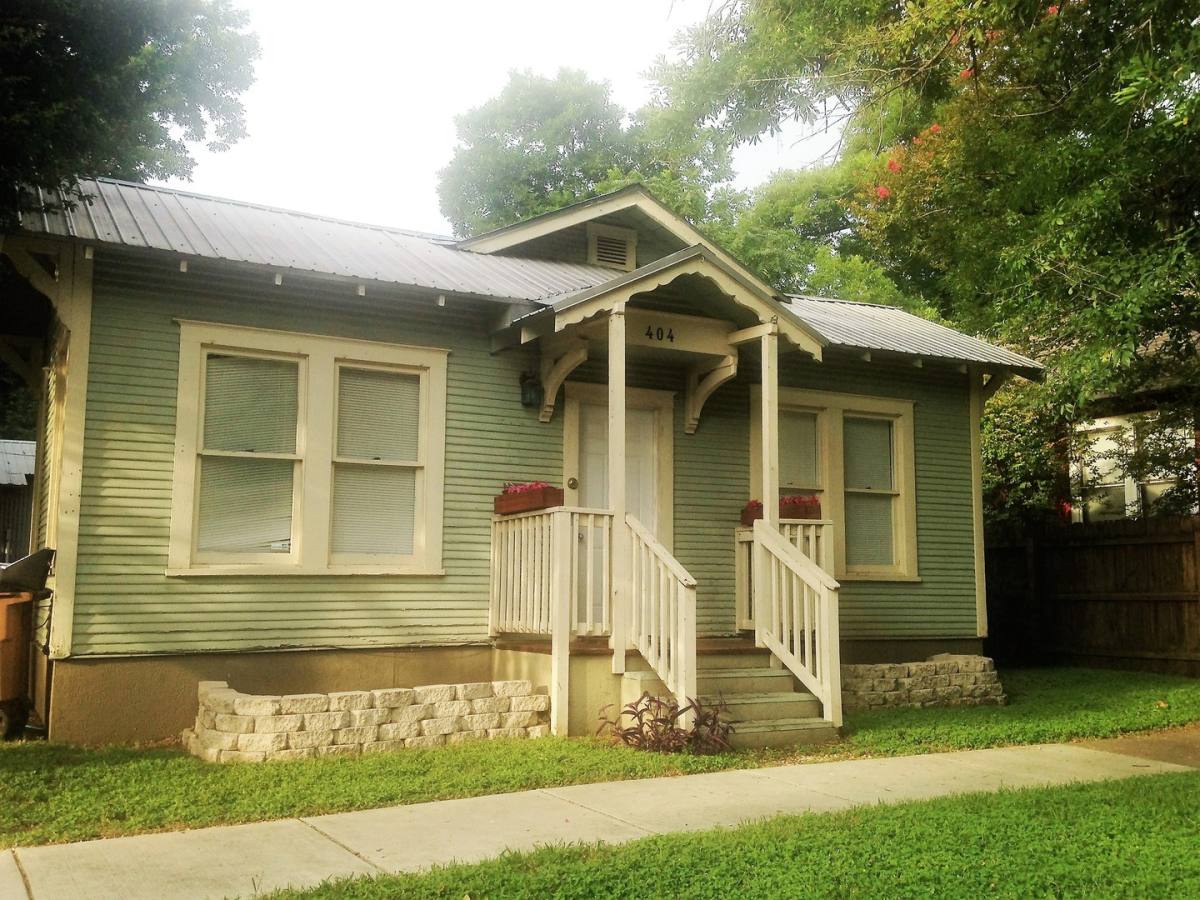 House for rent at 404 W 43rd St, Austin, TX 78751