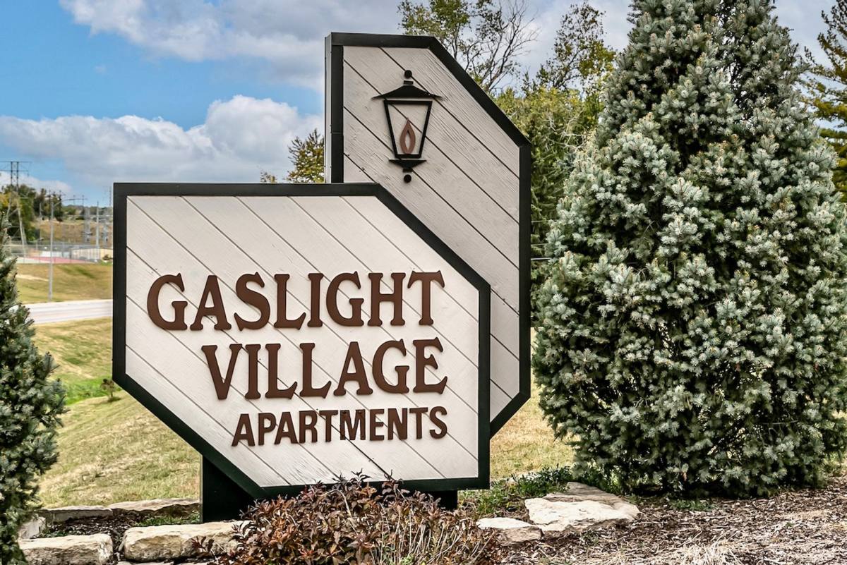 Apartment for rent at 507 Gaslight Lane, Bellevue, NE 68005