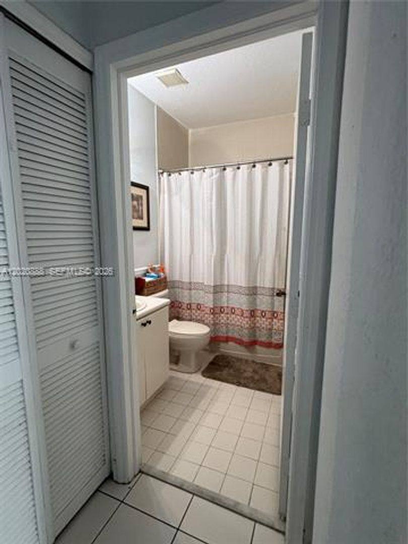 Apartment for rent at 6920 NW 177th St, Hialeah, FL 33015