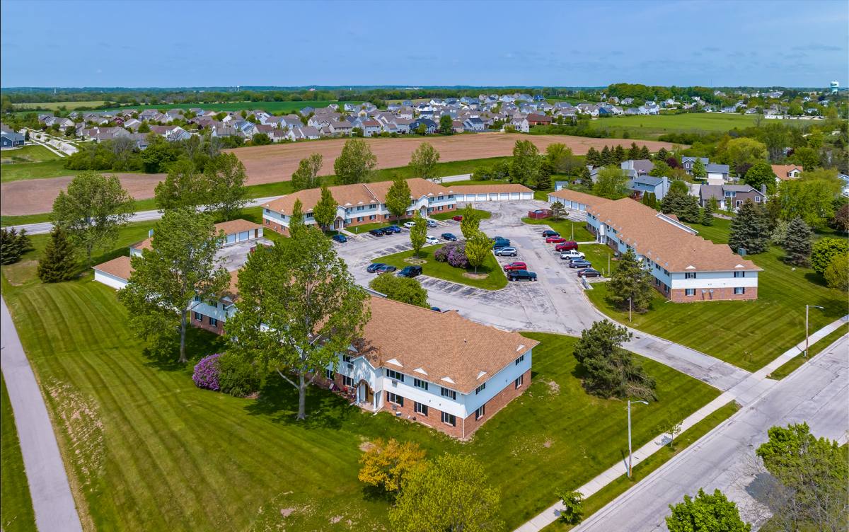 Apartment for rent at 1022-1089 Westport Dr, Port Washington, WI 53074