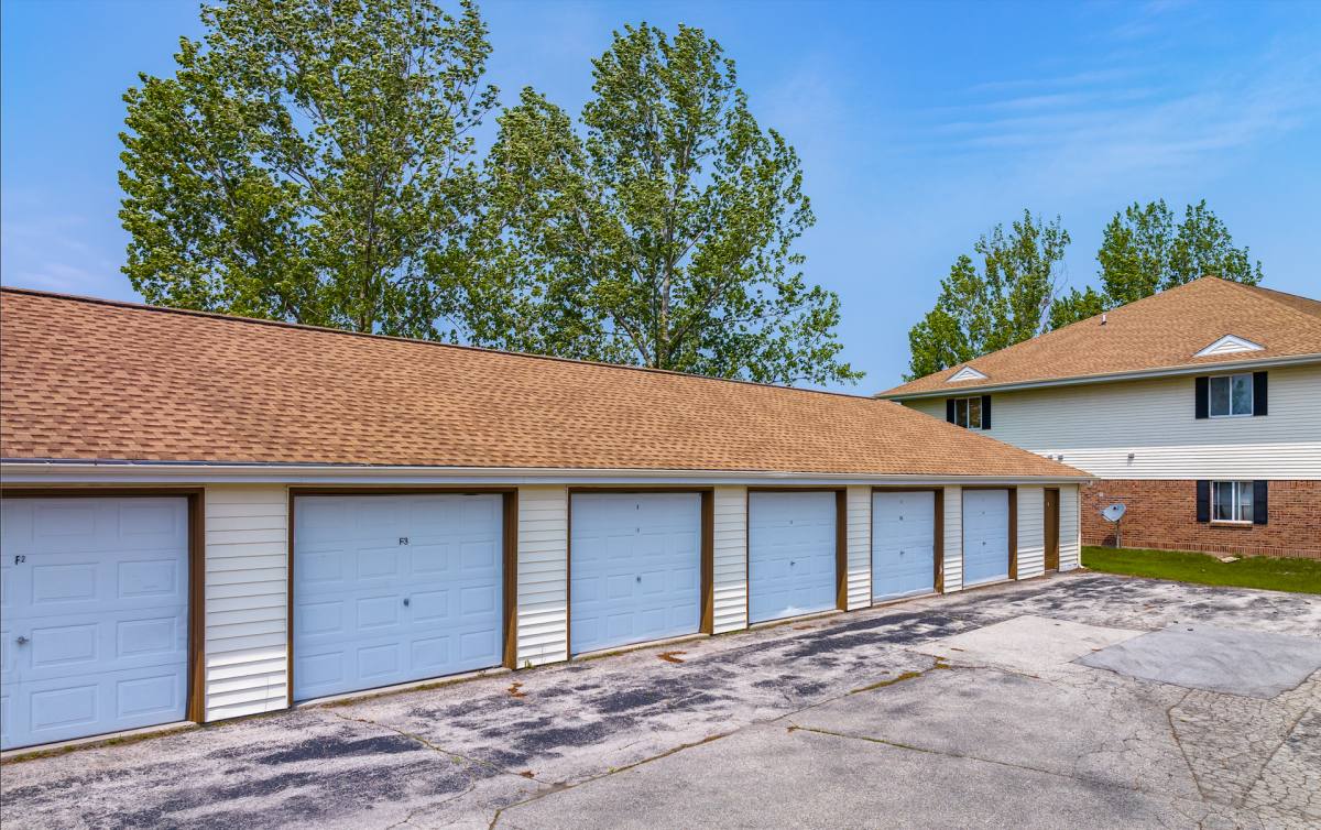 Apartment for rent at 1022-1089 Westport Dr, Port Washington, WI 53074